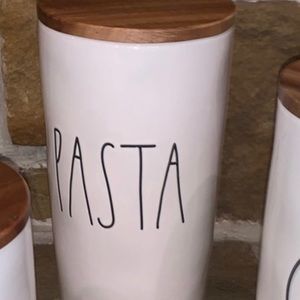 Rae Dunn Pasta Container